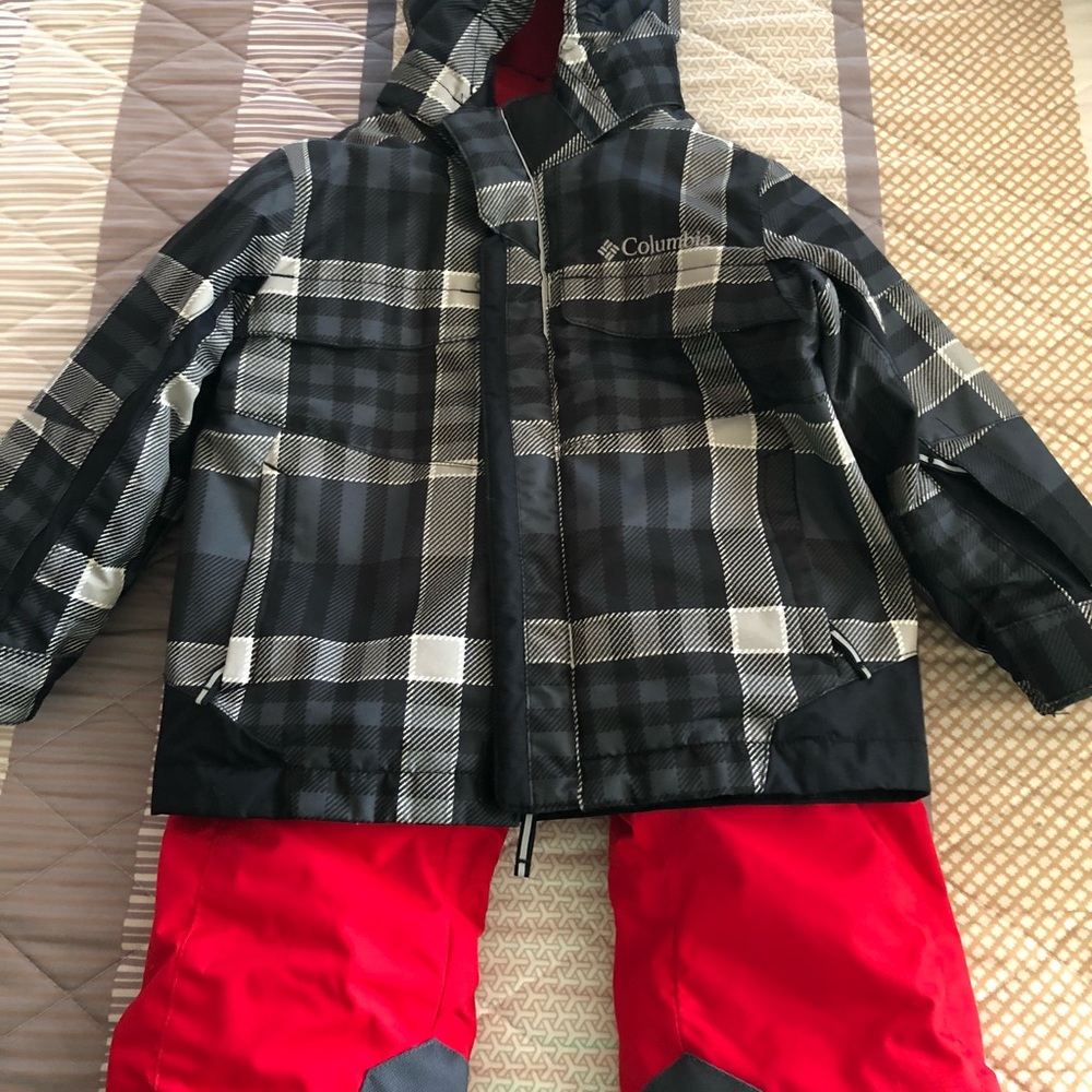 Columbia Snow Outfit - Jacket and Pants